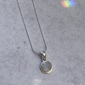 Conjunto con dije piedra de la luna redondo