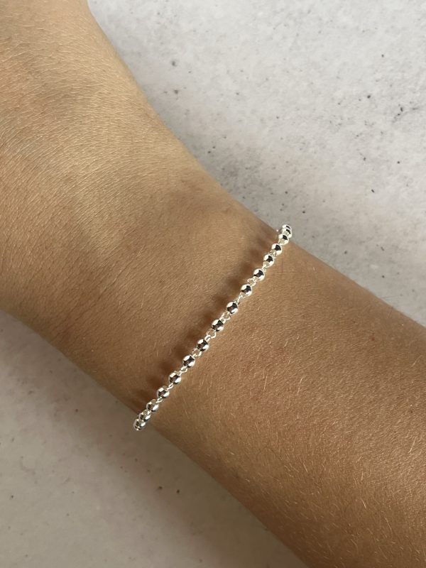 Pulsera bolitas